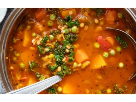 Лёгкий суп с запеченными овощами и МСТ маслом
